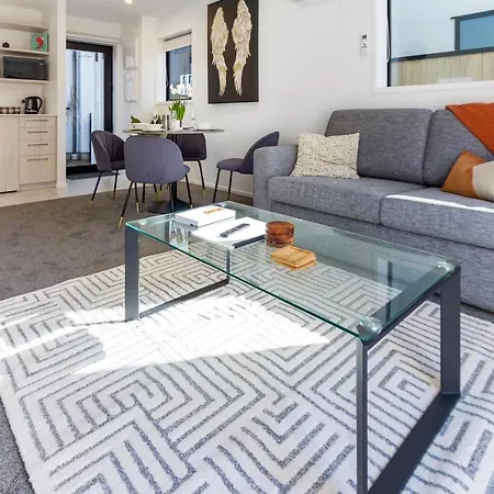 Central City Awaits 2 Bed 2 Bath With Carpark Christchurch Exterior photo