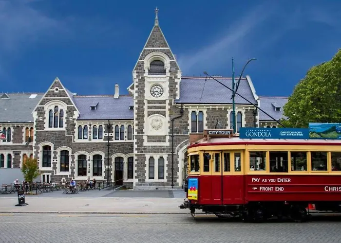 Central City Awaits 2 Bed 2 Bath With Carpark
